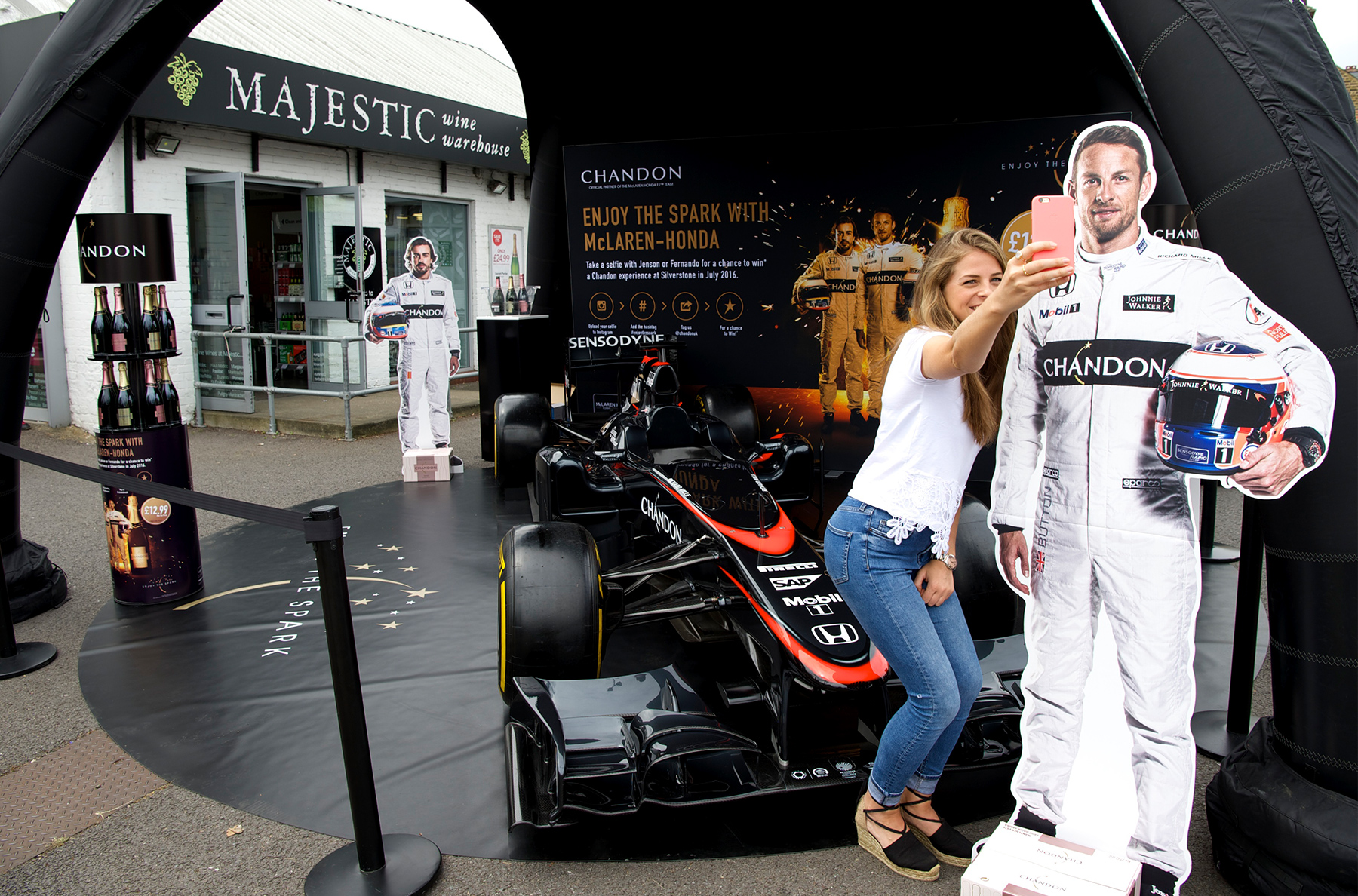 Chandon-CaseStudy-Carousel_1800x1188-1